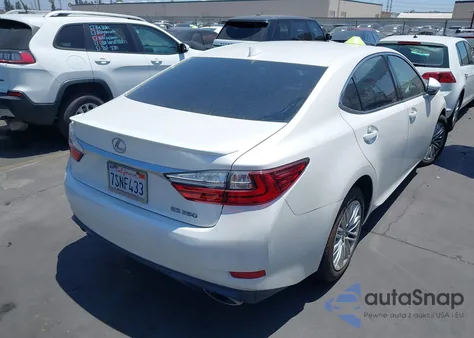2016 Lexus Es 350 z USA, uszkodzony, nr VIN 58ABK1GG3GU020178